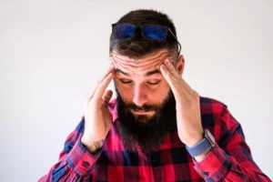 מה עוזר לכאבי ראש חזקים